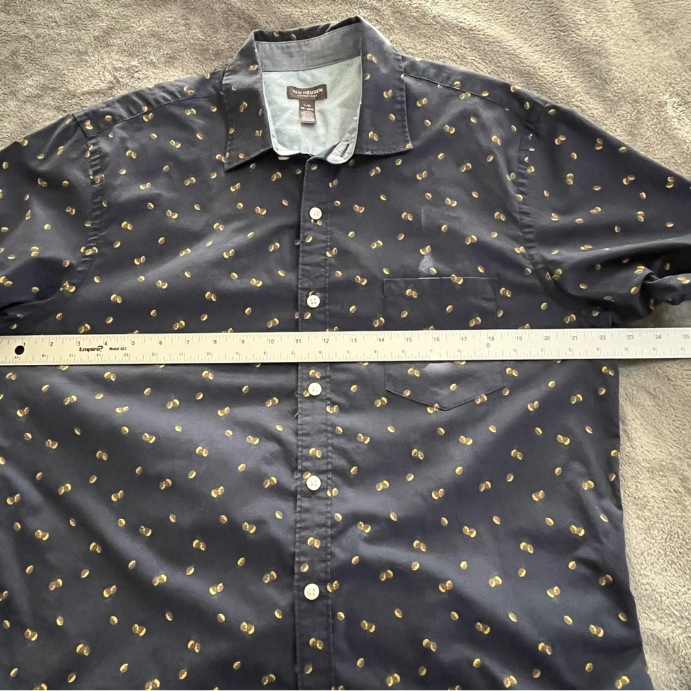 Van Heusen Large Navy Short-Sleeve Button-Down Shirt with Small Yellow Print - Picture 5 of 6
